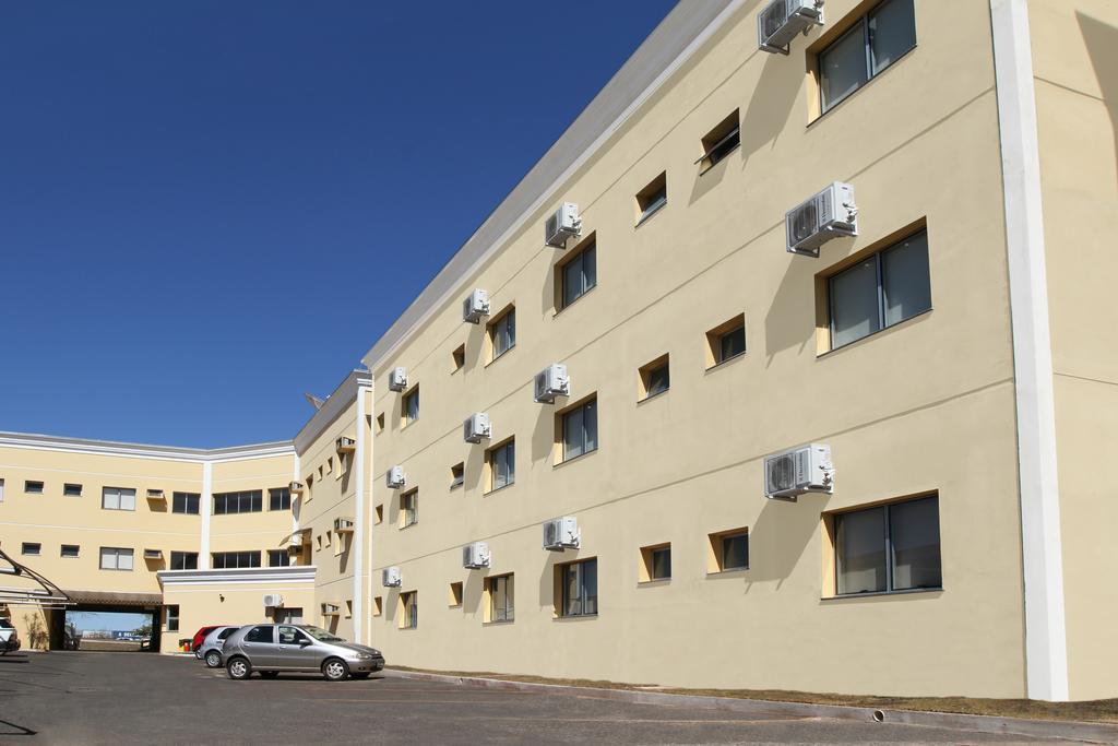 Hotel Jaguar Uberaba Eksteriør bilde